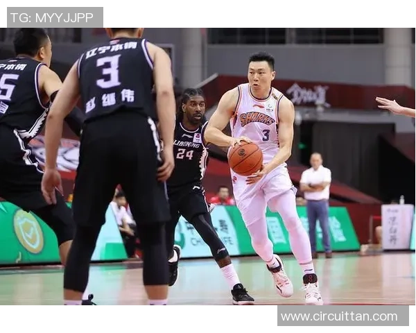 重庆篮球队与上海篮球队赛后复盘个人能力对比分析 重庆篮球队与上海篮球队赛后复盘个人能力对比分析